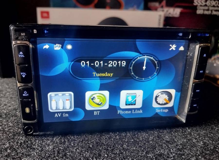 Camtec Double Din Car Media Player with USB/BT/AUX/CD/MP3/DVD (CT-DVD6801)