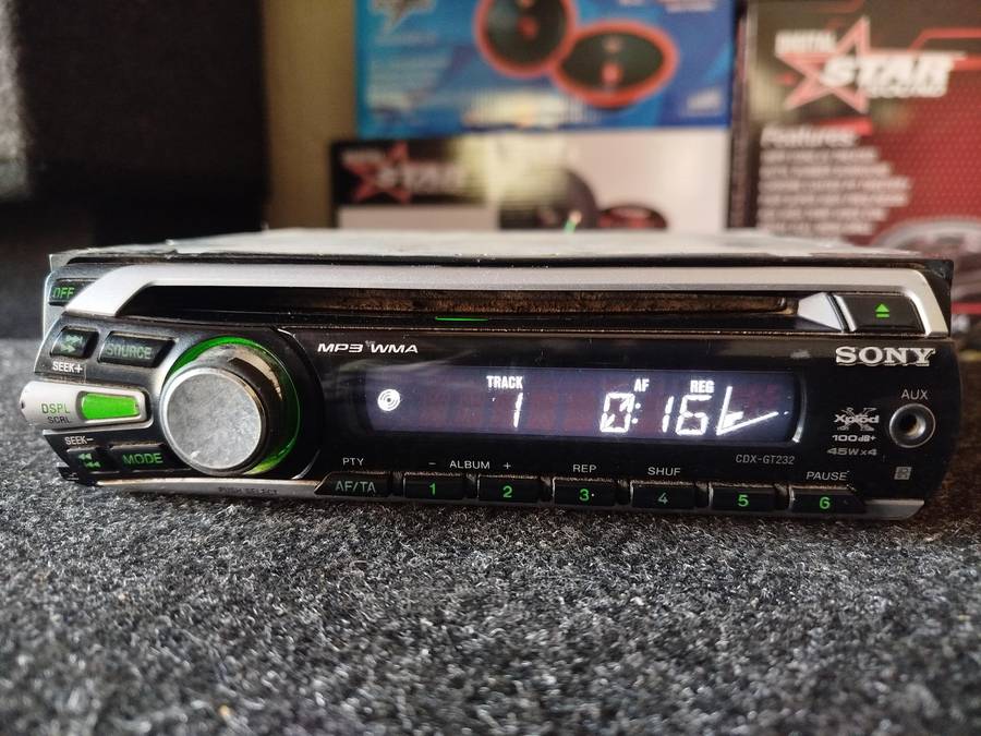 Sony Single Din Car Media Player with AUX/CD (CDX-GT232)