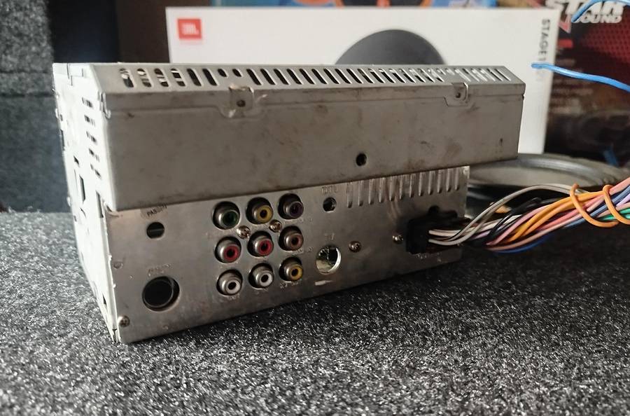 Camtec Double Din Car Media Player with USB/BT/AUX/CD/MP3/DVD (CT-DVD6801)