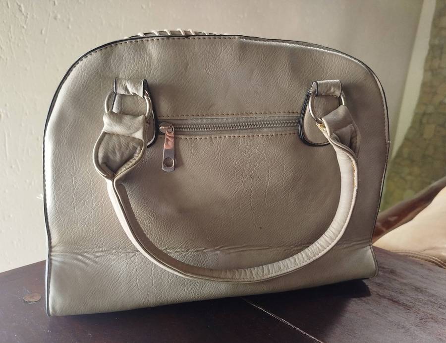 Guess Shoulder/Handbag - Biege