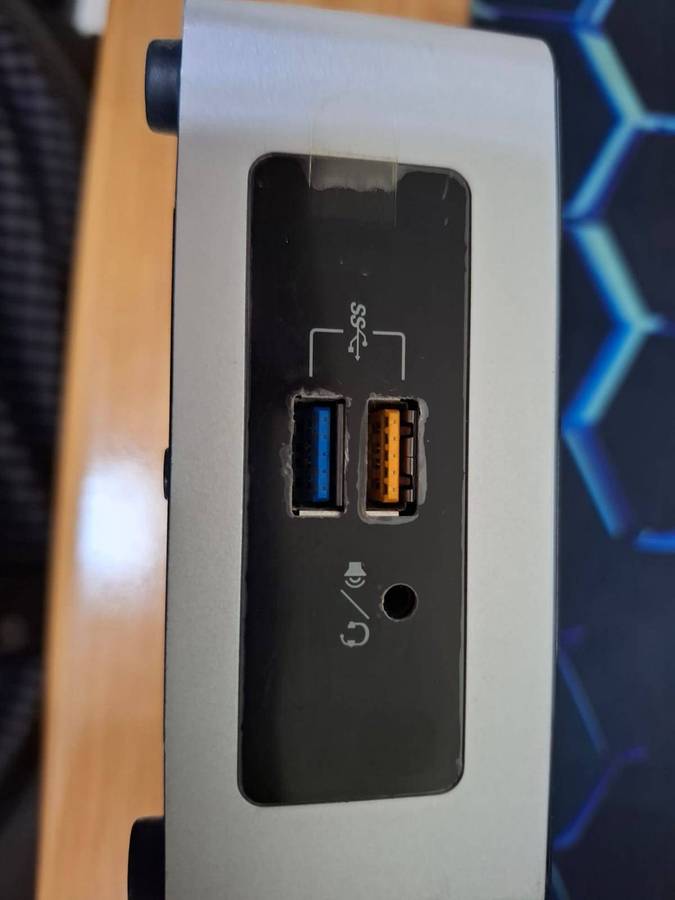 Intel Nuc's  X 2 (non working)
