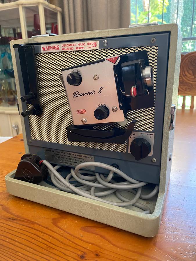VINTAGE KODAK MOVIE PROJECTOR