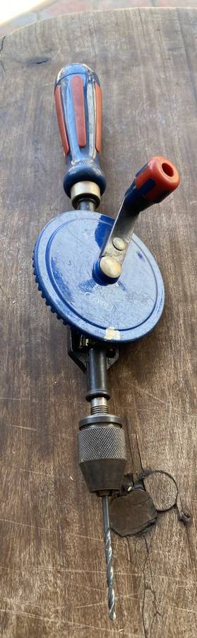 VINTAGE HAND DRILL RACO