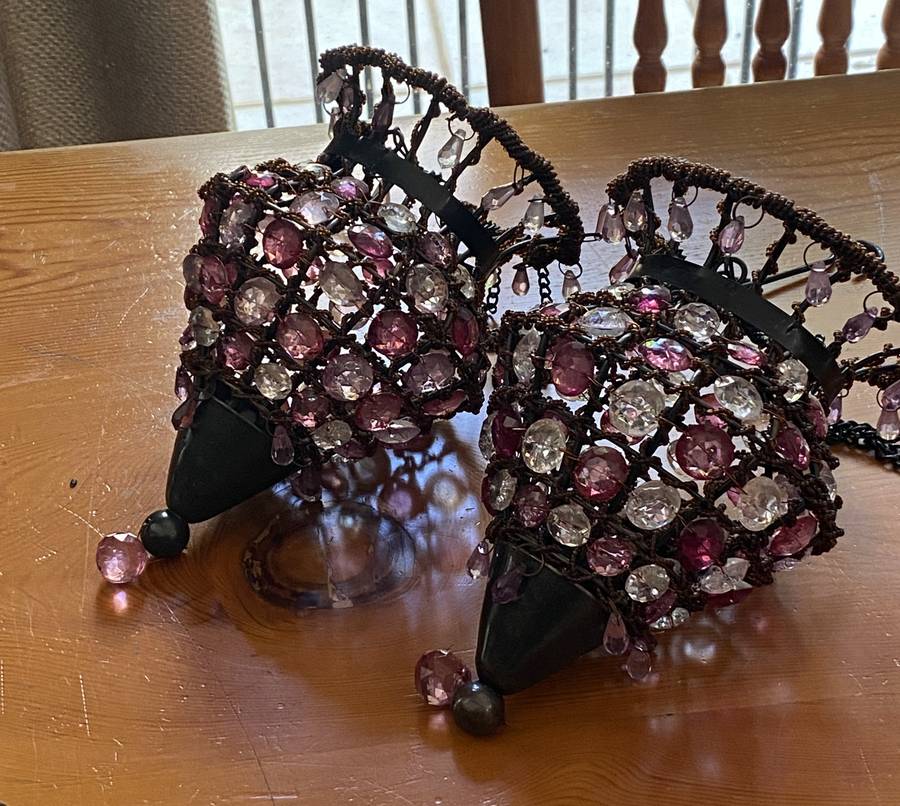 BEADED HANGING CANDLE HOLDER