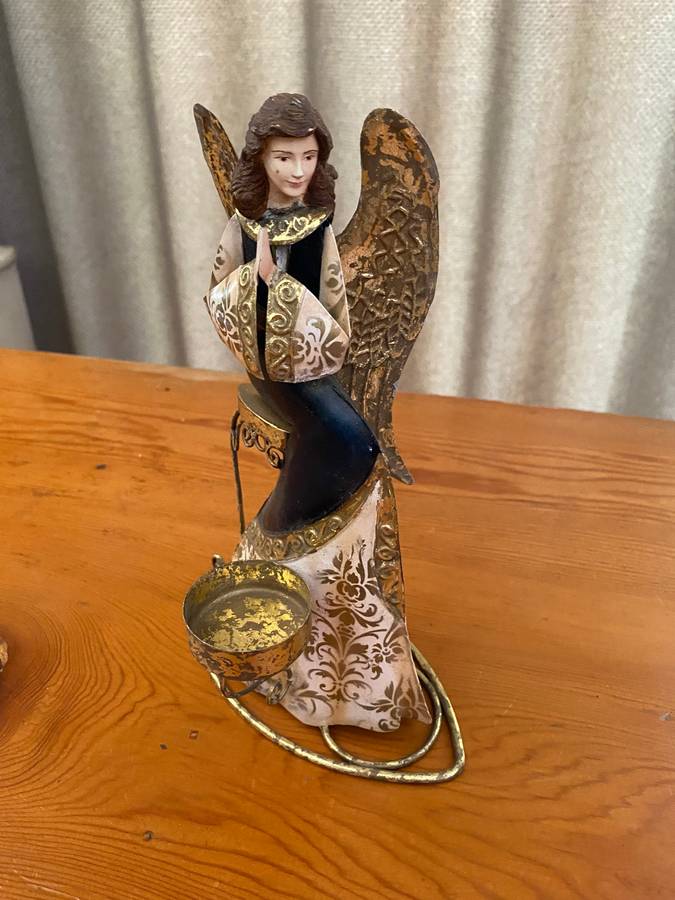 CHRISTMAS ANGEL CANDLE HOLDER