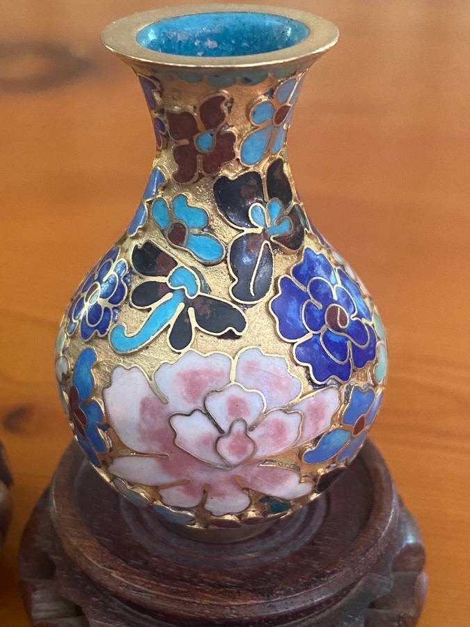 TWO SMALL CLOISONNE POTS
