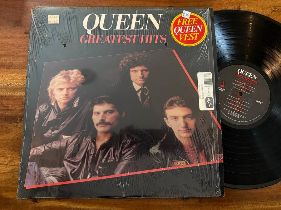 Queen - Greatest Hits EMCJ(B)5258 (SA) VG/VG+ still in shrink