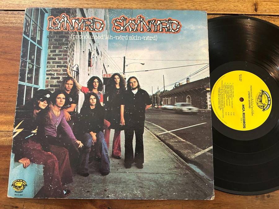 Lynyrd Skynyrd - Pronounced .. MCA-363 (USA) VG+/VG+
