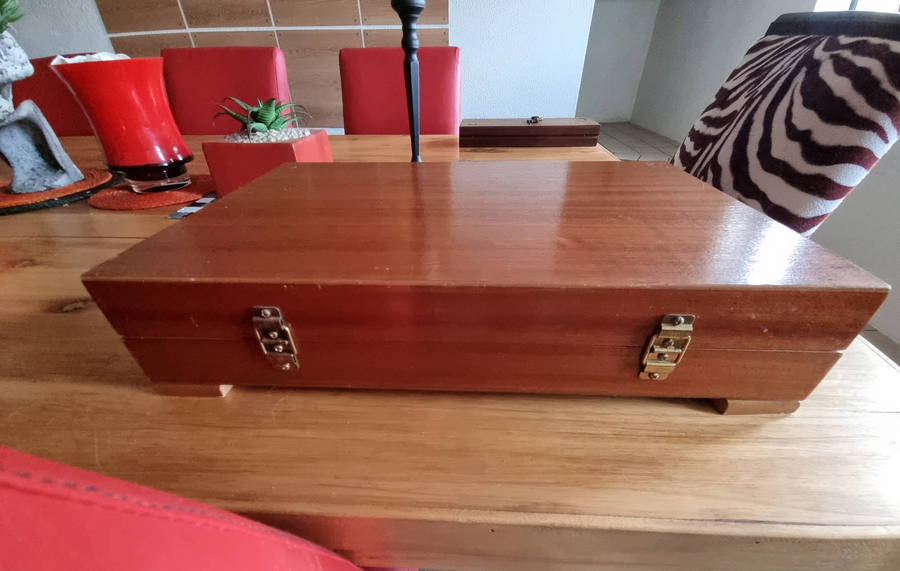 12 steak knives and forks