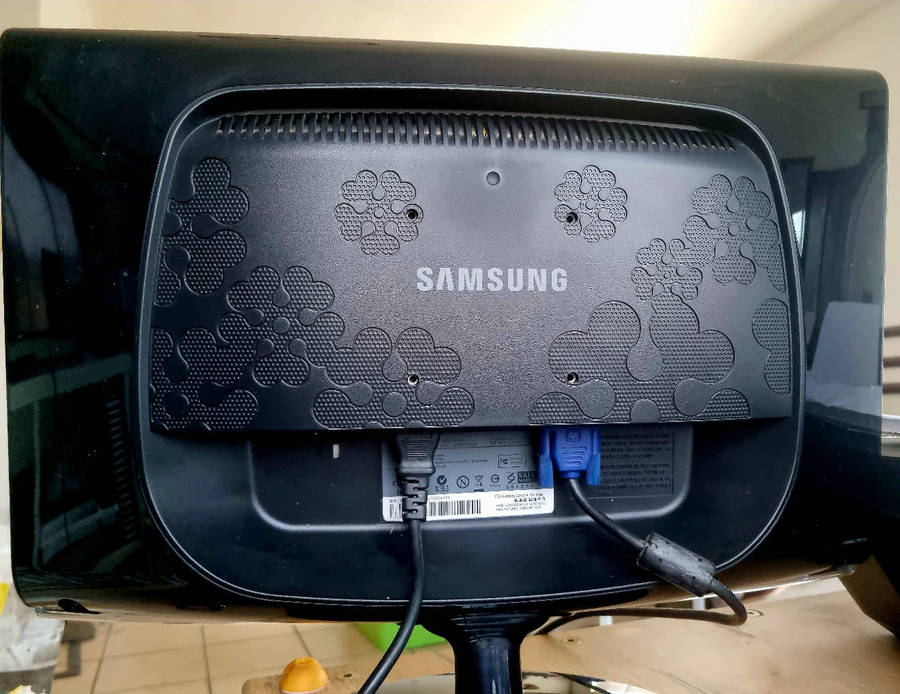 Samsung 18,5 inch colour monitor