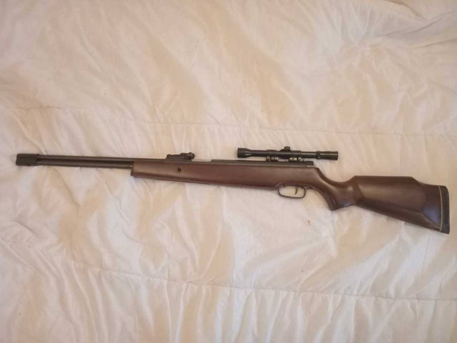 High powered spring loaded air rifle