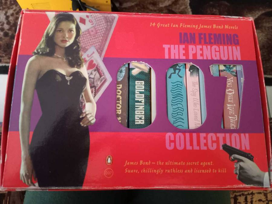 Ian Fleming, James Bond 007, The Penguin Collection, 14 book set