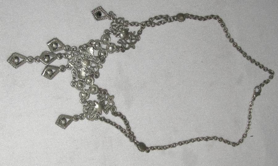 Vintage Silver-Tone Victorian Style Gothic Necklace with Faceted Onyx-Colored Crystals