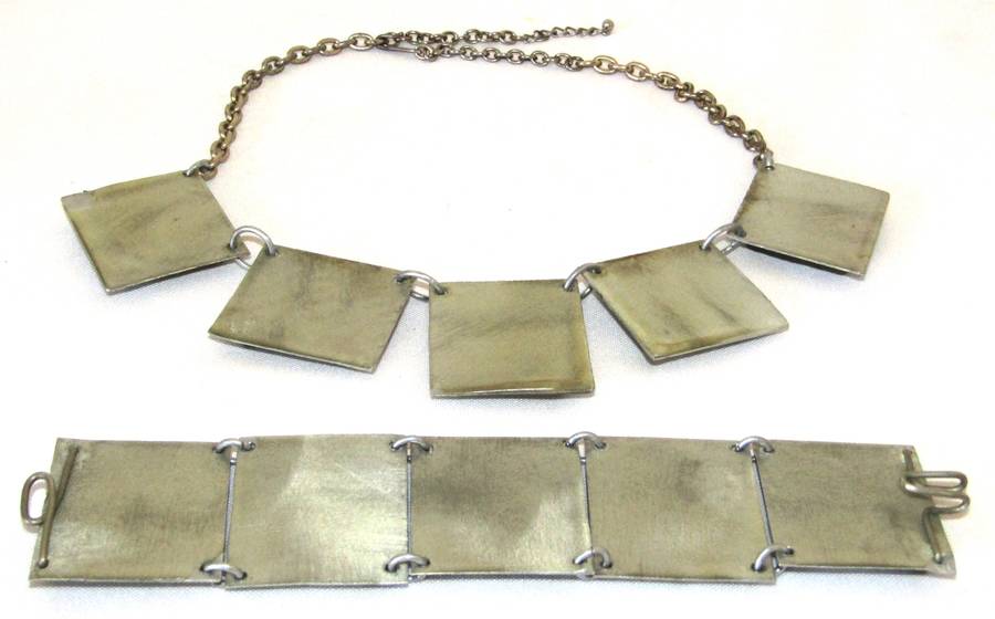 Vintage Hand-Crafted Silver-Tone Mother of Pearl Necklace and Bracelet Set
