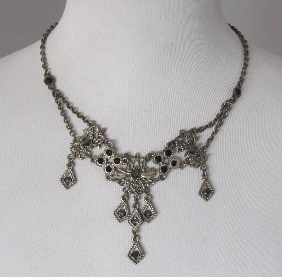 Vintage Silver-Tone Victorian Style Gothic Necklace with Faceted Onyx-Colored Crystals