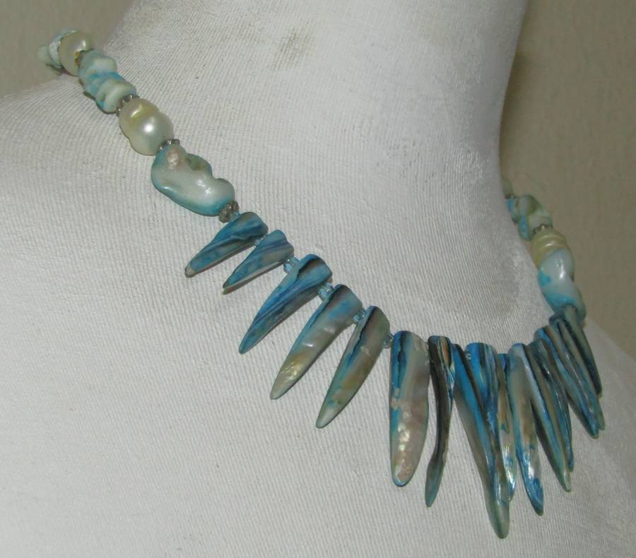 Retro 1980s Blue Mother of Pearl Spike Bib Necklace