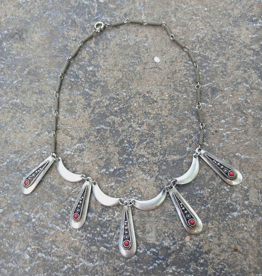 Vintage Israeli Sterling Silver Necklace | Carnelian Bib Design