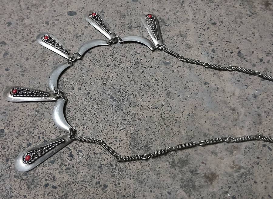 Vintage Israeli Sterling Silver Necklace | Carnelian Bib Design