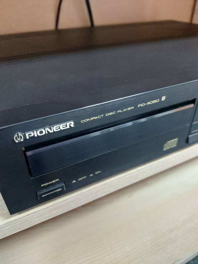 Pioneer Compact Disc Player  PD-4050