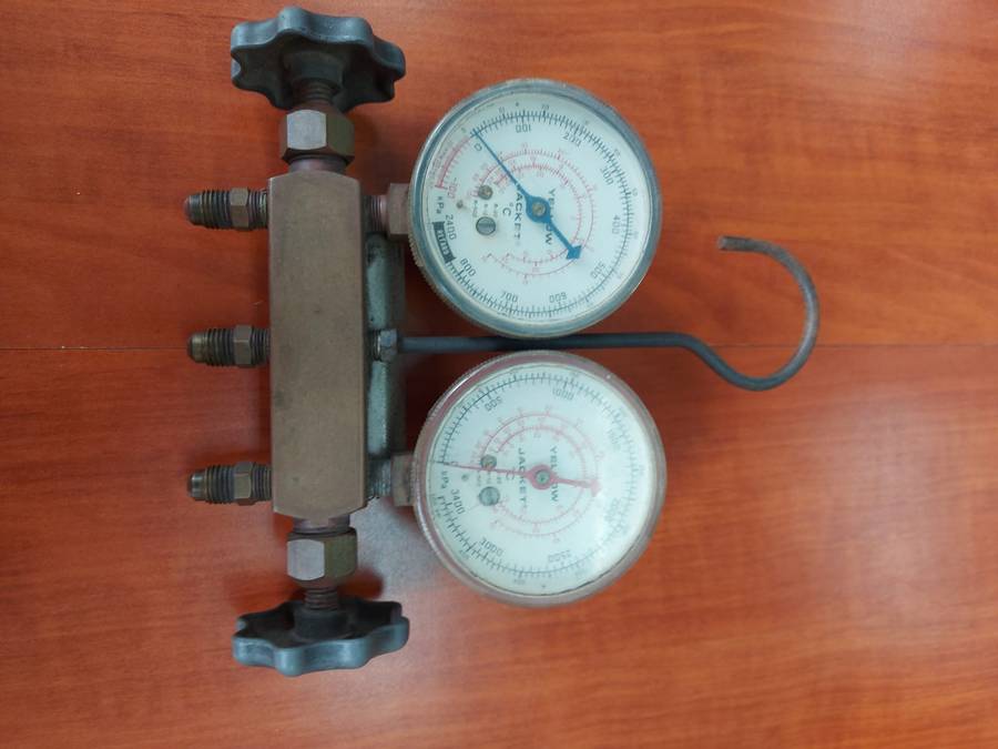 Vintage Refrigeration Charging Manifold Yellow Jacket