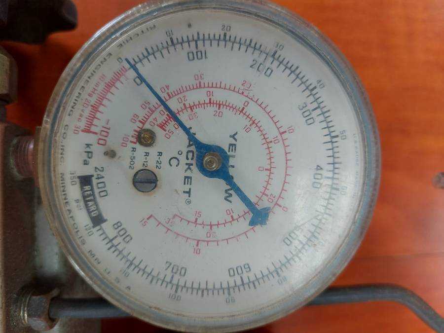 Vintage Refrigeration Charging Manifold Yellow Jacket