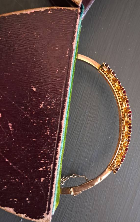 VINTAGE 9CT GOLD BRACELET