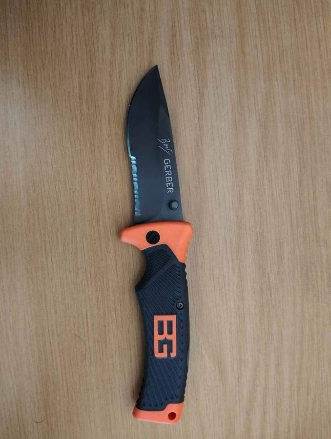 Pocket Knife - Bear Grylls Gerber Folding Knife