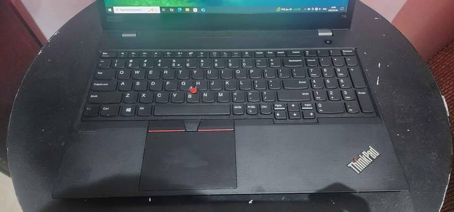 Lenovo Thinkpad T15 gen1 (15.6") Quad core i7 -10th gen, 16gb ddr4 ram, 1tb ssd, intel UHD