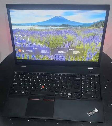 Lenovo Thinkpad T15 gen1 (15.6") Quad core i7 -10th gen, 16gb ddr4 ram, 1tb ssd, intel UHD