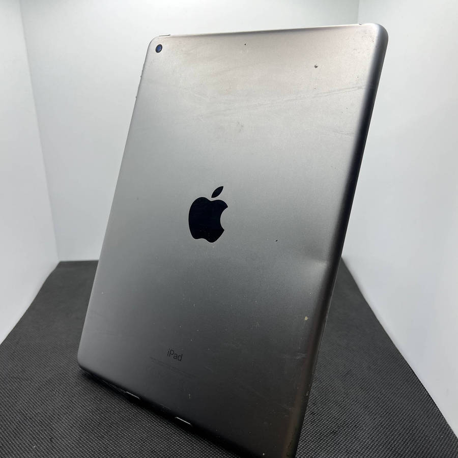 Apple iPad 9.7" 5th Gen
