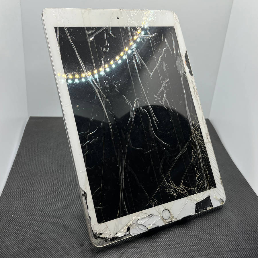 Apple iPad 9.7" 6TH Gen