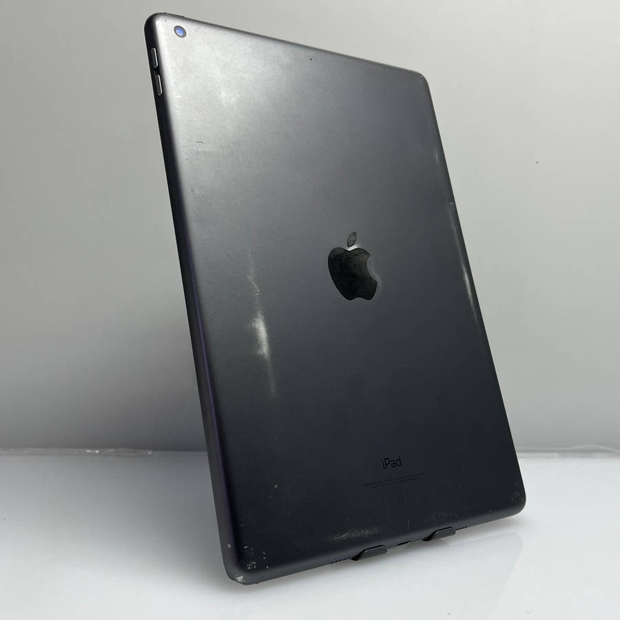iPad 10.2" 7th Gen Space Gray