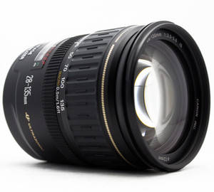 Canon EF 28-135mm f/3.5-5.6 IS USM