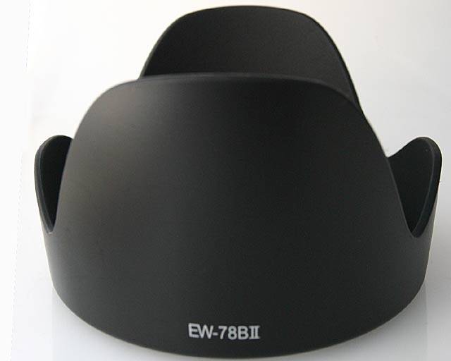 Canon EF 28-135mm f/3.5-5.6 IS USM