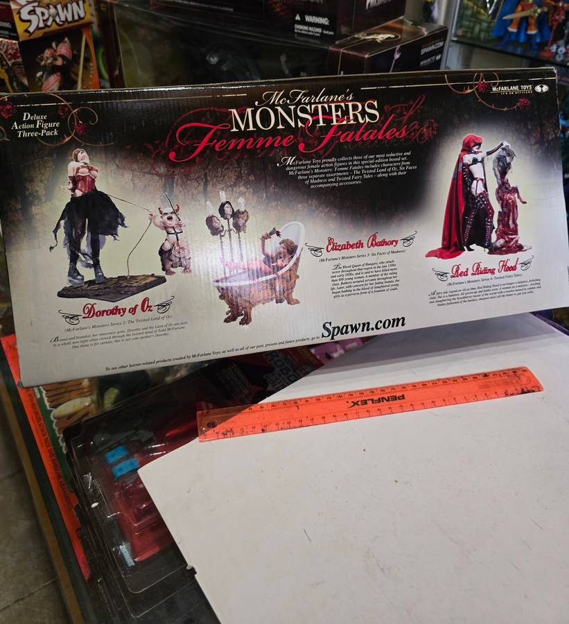 Moc 2006 Mcfarlane Monsters Femme Fatales