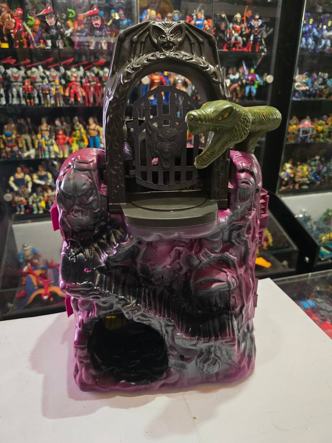 1981 Snake Mountain Playset of He-Man Masters of the Universe (MOTU) Vintage Figure