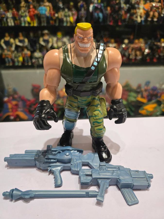 1998 Complete Brick Bazooka Small Soldiers 7` Figure