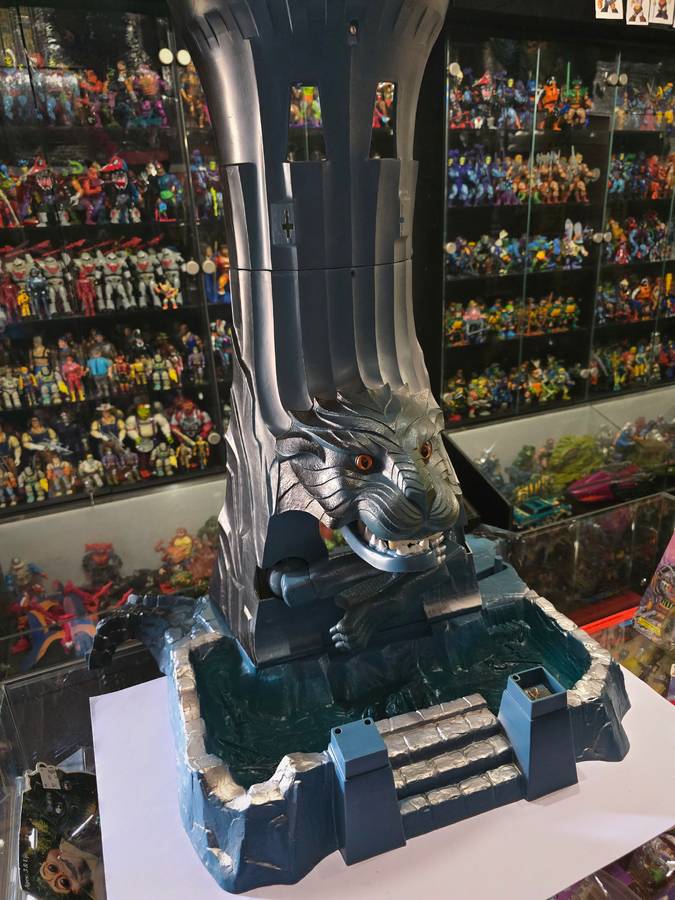 1986 RARE Eternia Playset of He-Man-Masters of the Universe (MOTU) Vintage Figure