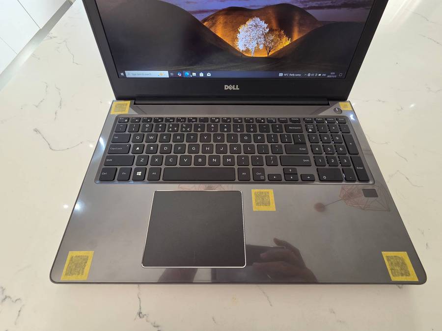 DELL VOSTRO i5 16GB RAM 256GB M.2 SSD 15.6INCH LAPTOP