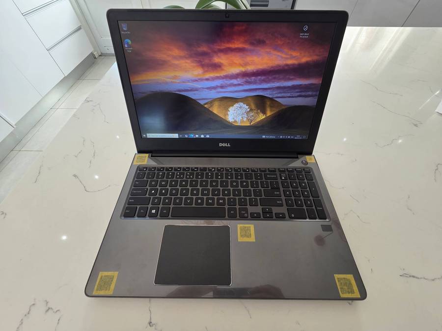 DELL VOSTRO i5 16GB RAM 256GB M.2 SSD 15.6INCH LAPTOP