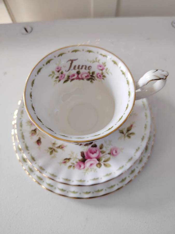 Royal Albert Roses June flower of the month trio