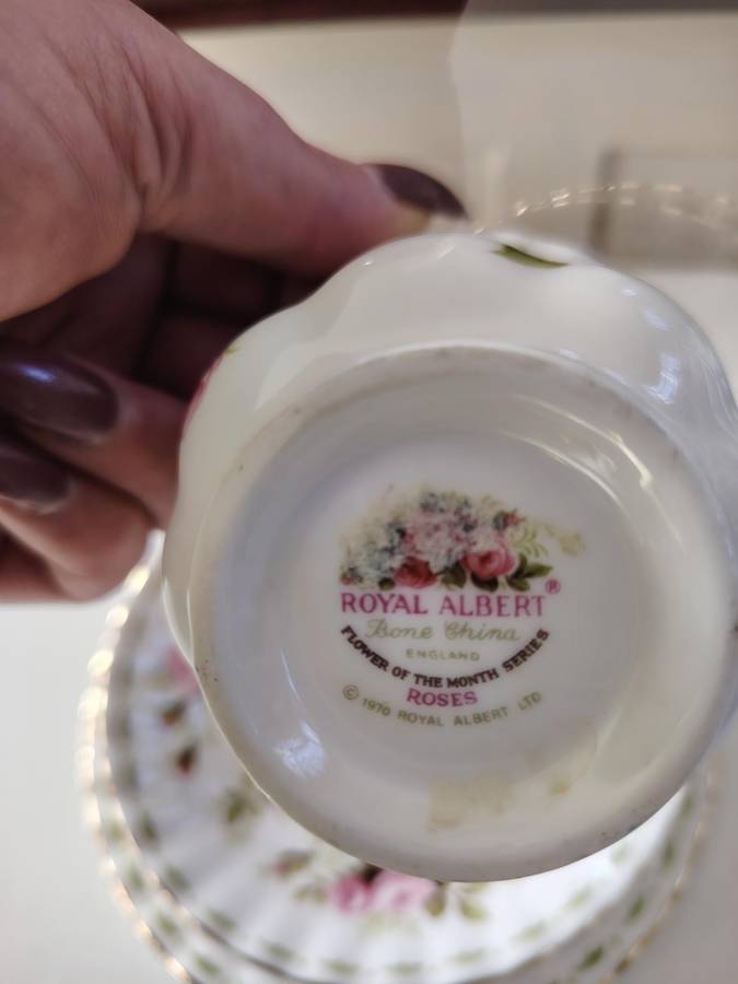 Royal Albert Roses June flower of the month trio