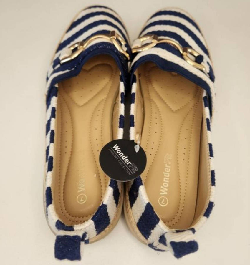New Miladys size 7 Loafers