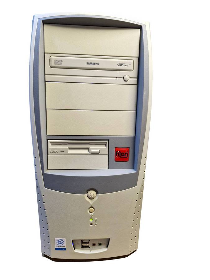 Vintage XP 32bit Desktop PC, GF 6800LE 128Mb GPU, P4 640 CPU, 2Gb RAM, 120Gb SSD, DVD, Win XP32bit