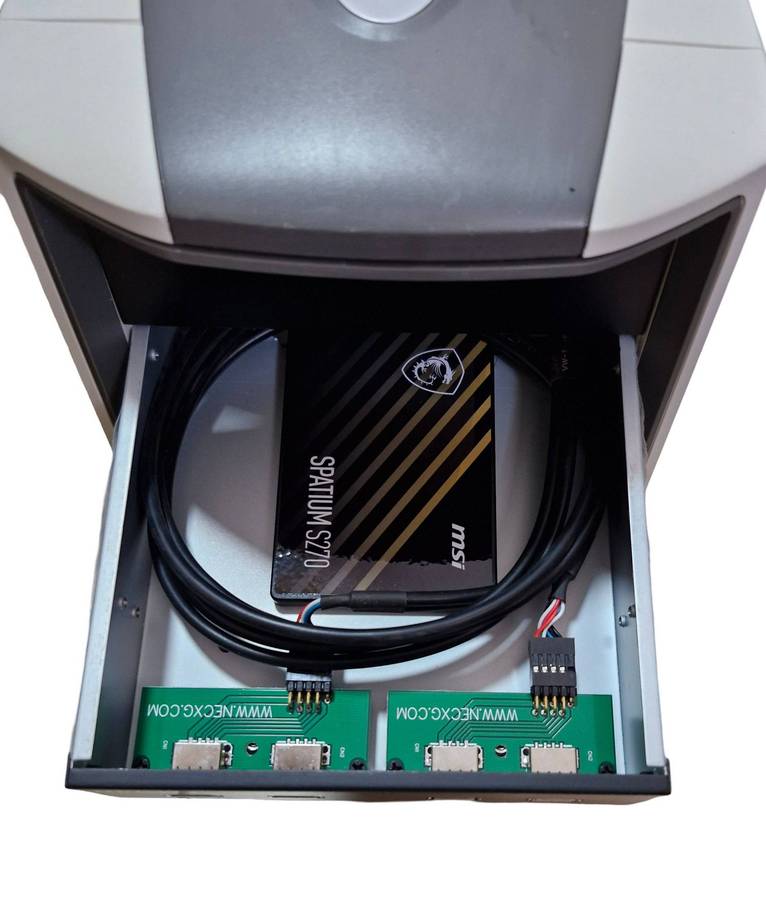 Vintage XP 32bit Desktop, GF 7300 GT 256Mb GPU, P4 640 CPU, 4Gb RAM, 120Gb SSD, DVD, Win XP32bit