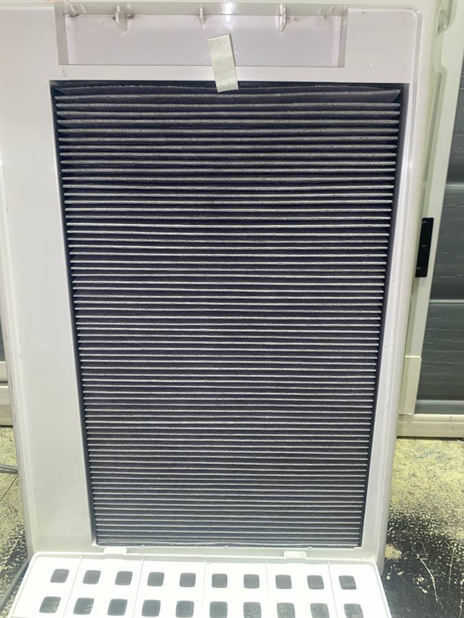 Sharp Air purifier/Humidifier with water tank