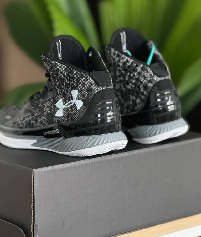 Under Armour Stephen Curry Ml30 Sneakers