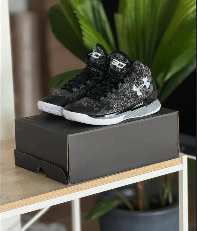 Under Armour Stephen Curry Ml30 Sneakers