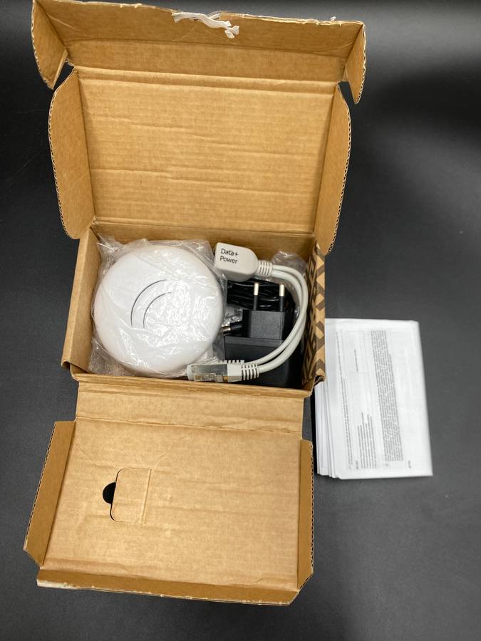 MikroTik WiFi Ceiling Mount Access Point cAP lite2.4GHz 1.5dBi PoE RbcAPL-2nD