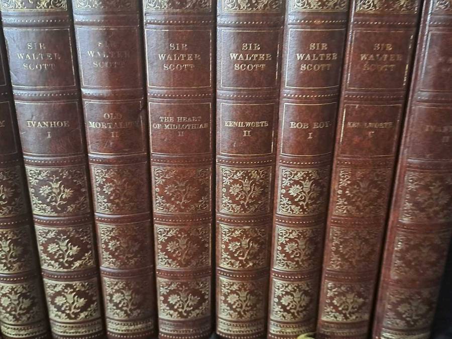 Sir Walter Scott x 12 volumes